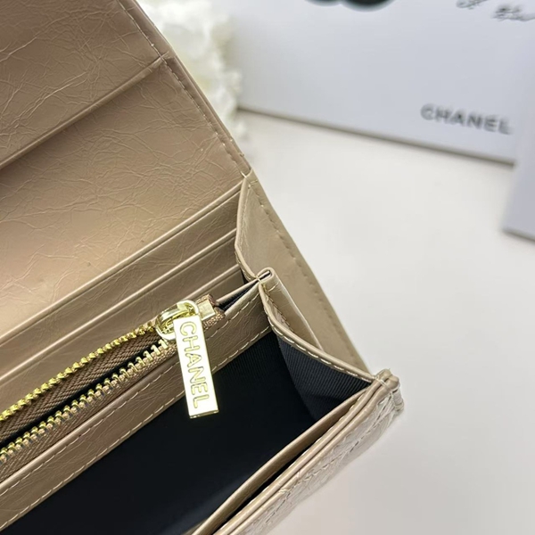 コピーシャネル激安財布全体デザイン